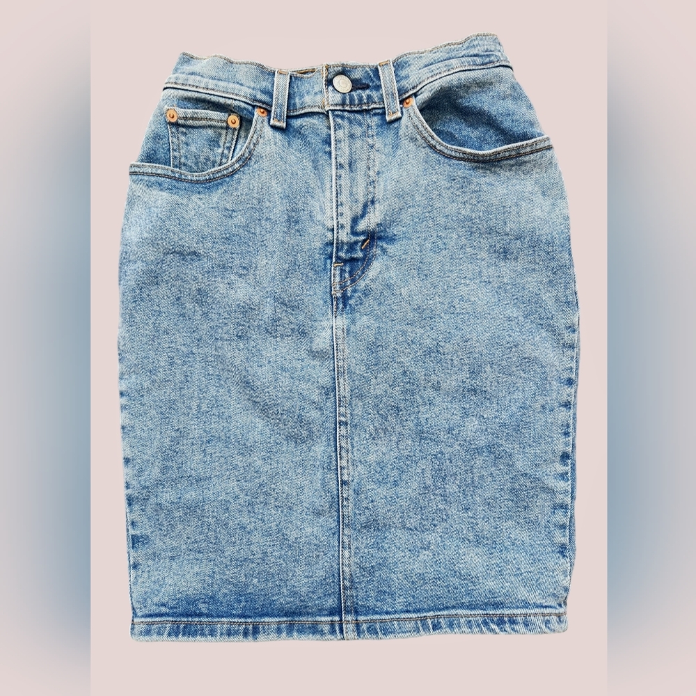 Levis Premium Womens Size 24 Blue Denim Jean High Waisted Skirt Red Tab Pencil